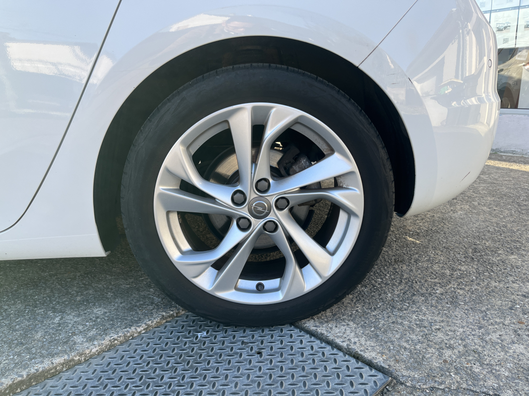 Opel Astra — 18