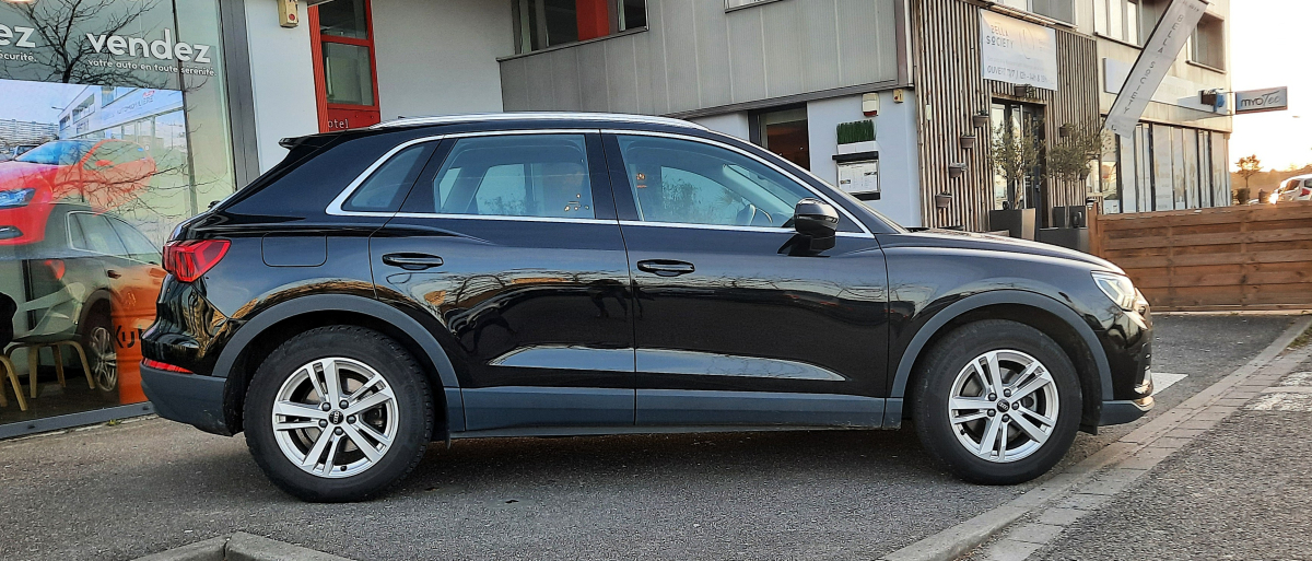 Audi Q3 — 8