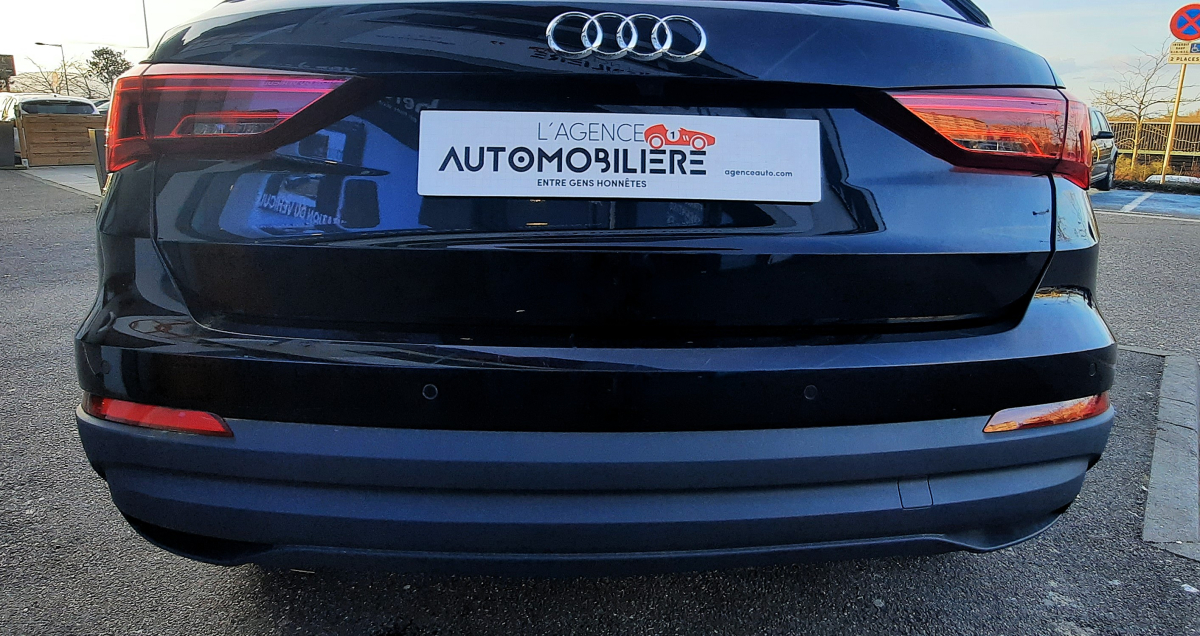 Audi Q3 — 25