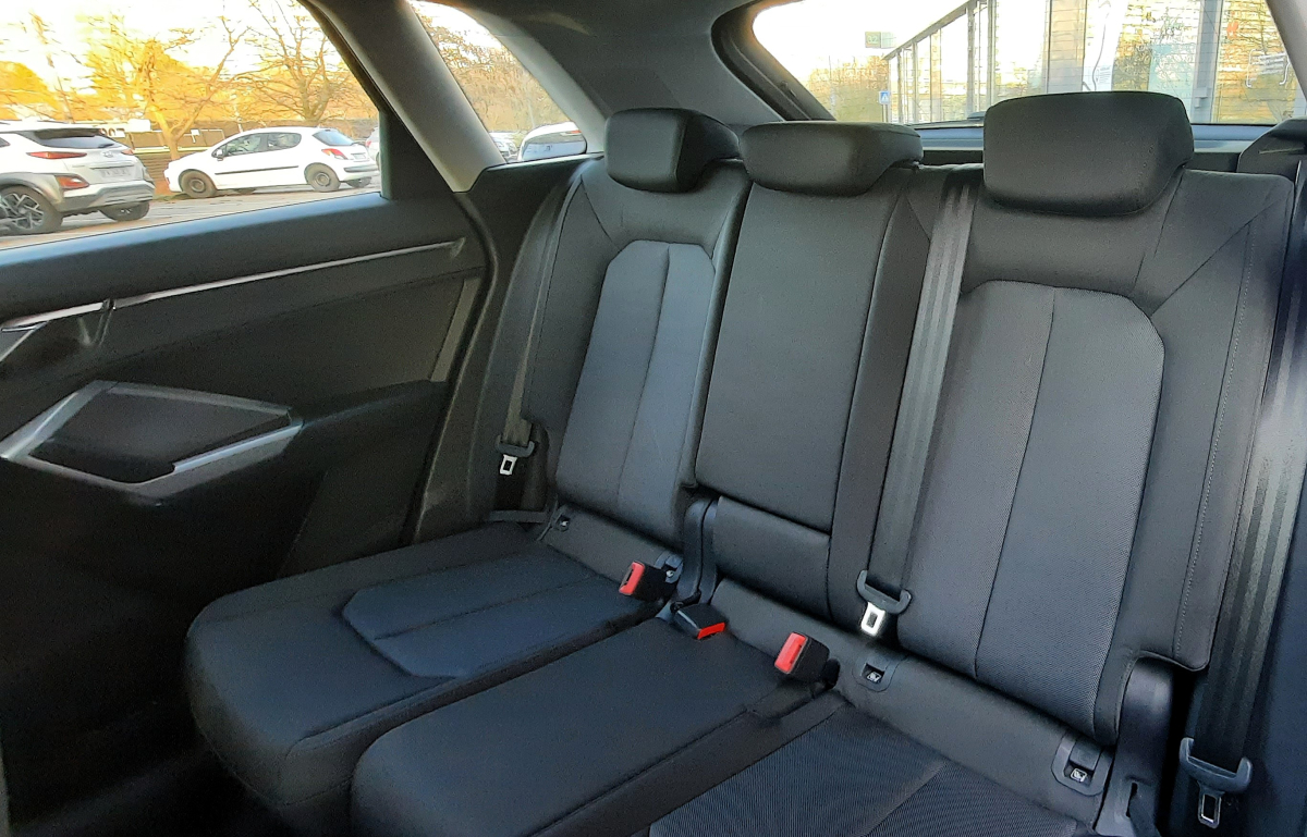 Audi Q3 — 10