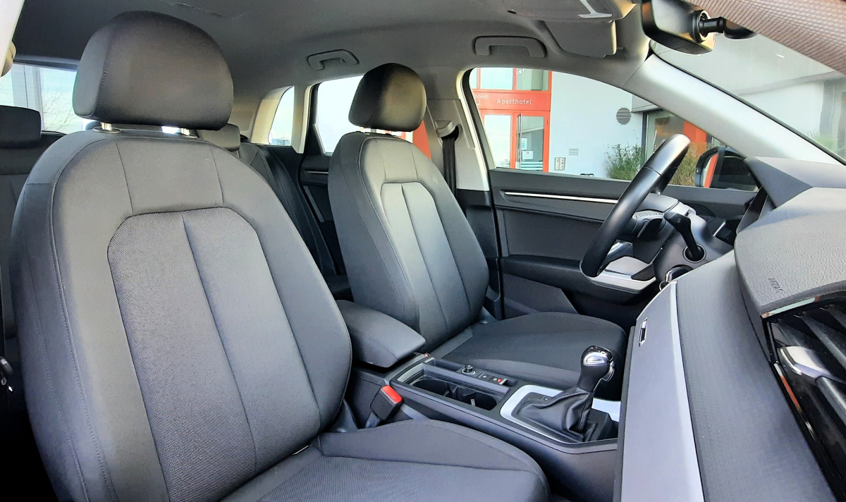 Audi Q3 — 12