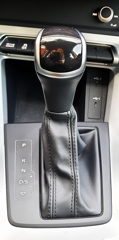 Audi Q3 — 14