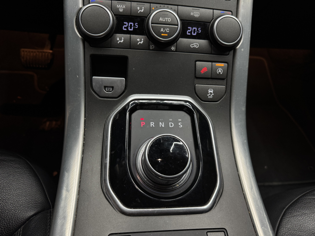 Land Rover Range Rover Evoque — 17