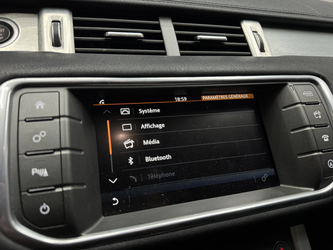 Land Rover Range Rover Evoque — 22