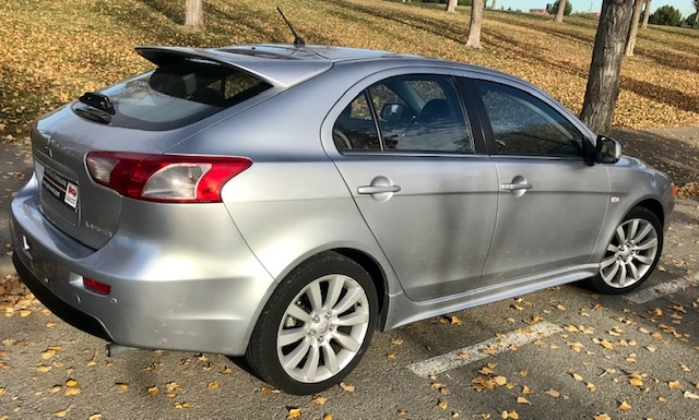 Mitsubishi Lancer — 3