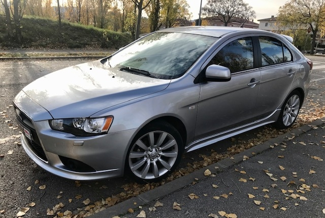 Mitsubishi Lancer — 5