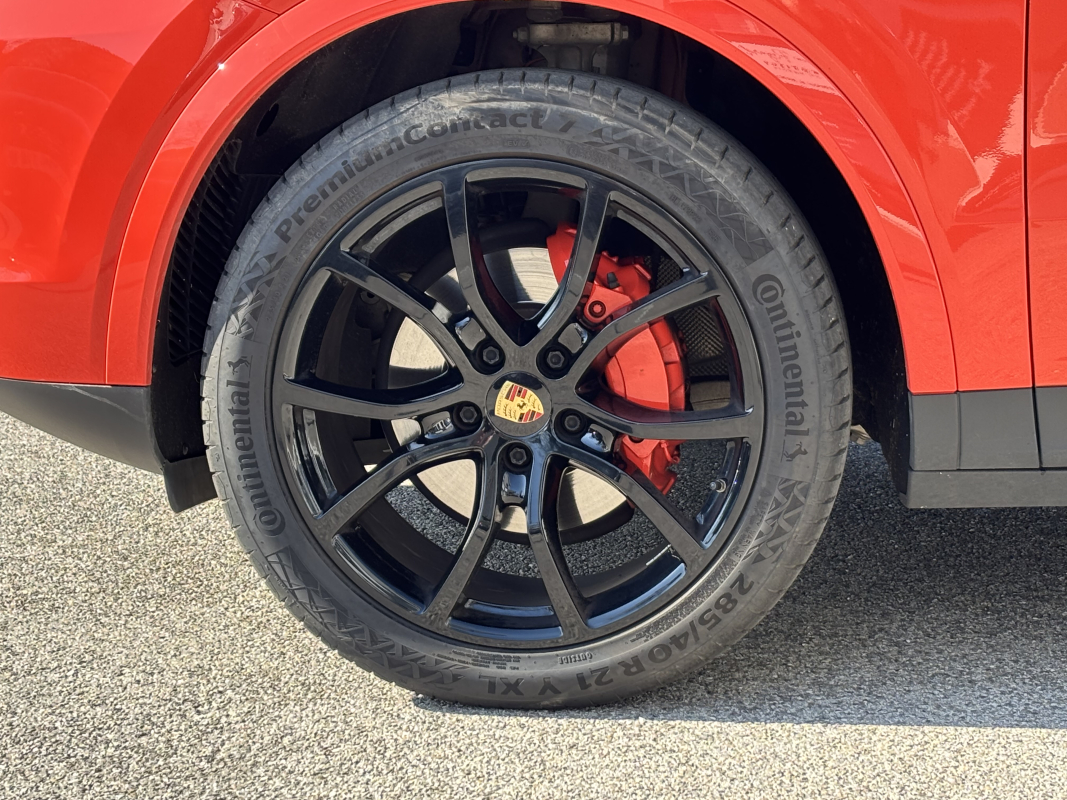 Porsche Cayenne — 37