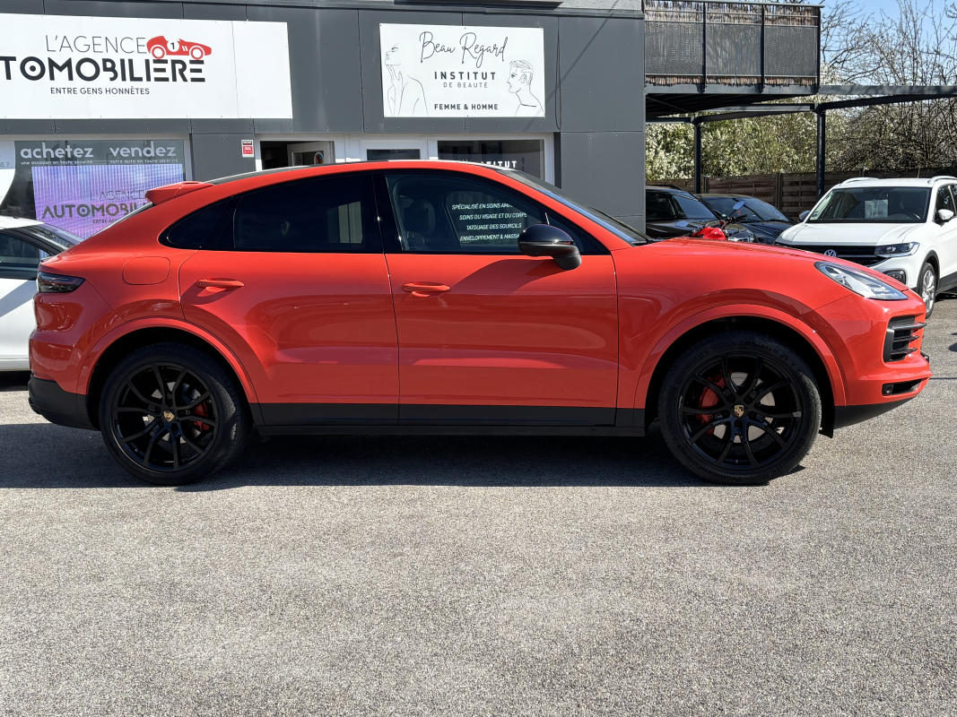 Porsche Cayenne — 32