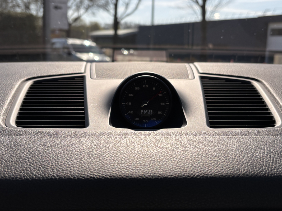 Porsche Cayenne — 28