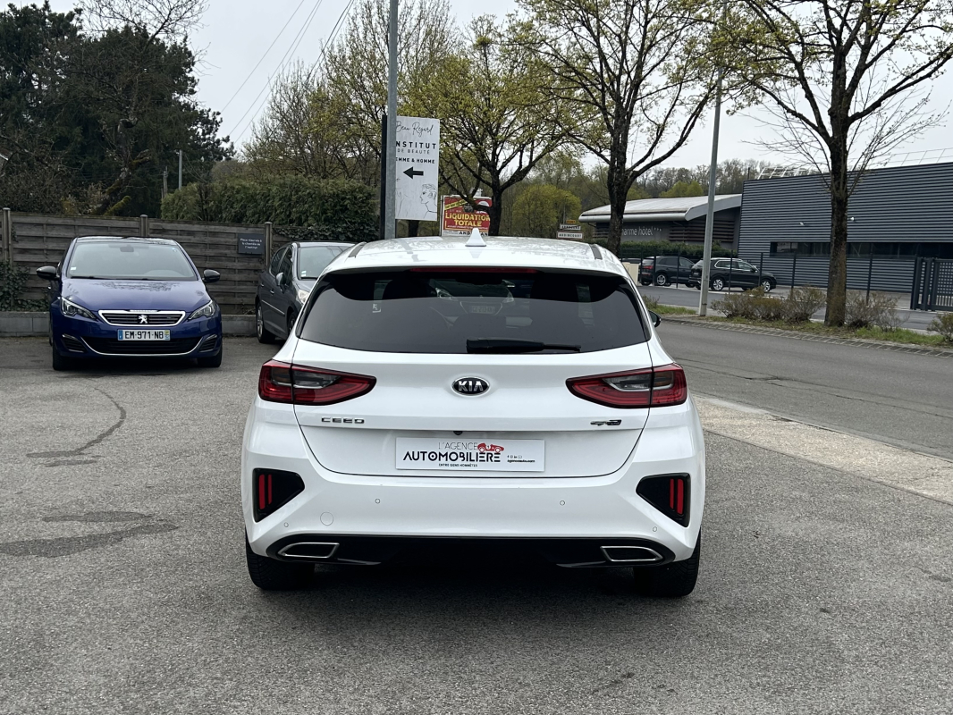 Kia Ceed — 6