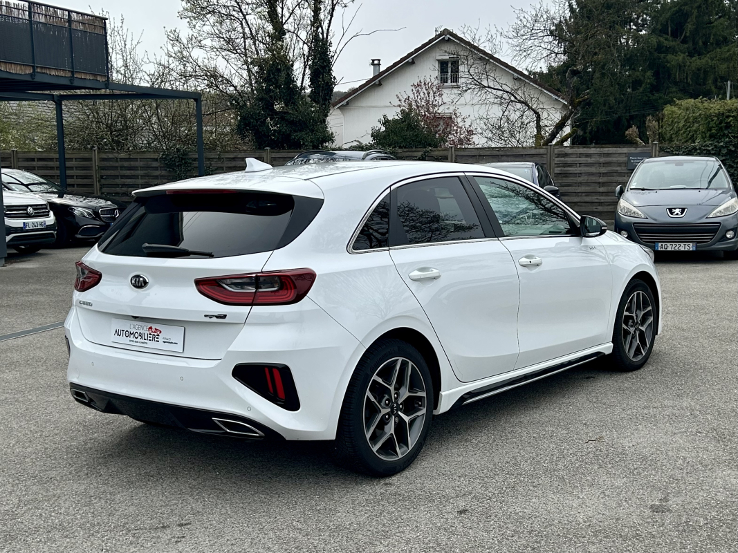 Kia Ceed — 7