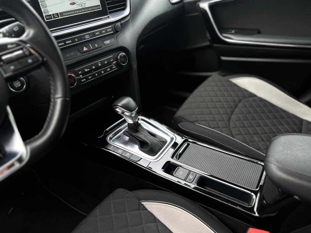 Kia Ceed — 19