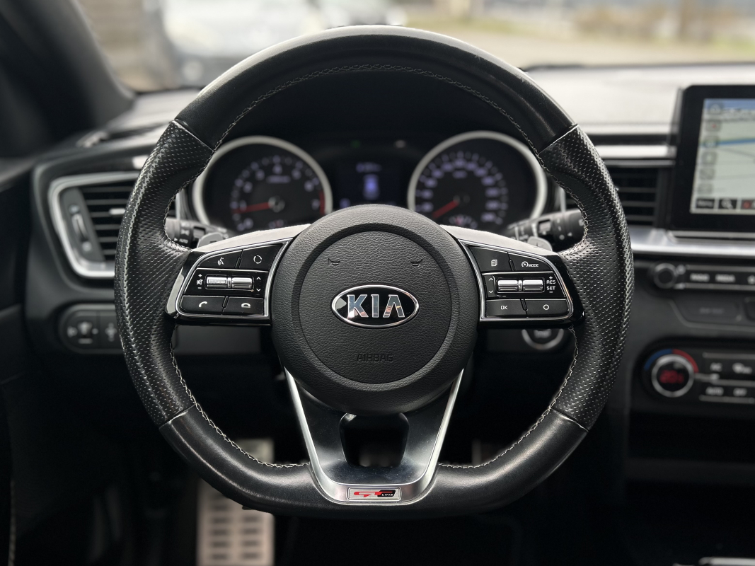 Kia Ceed — 32