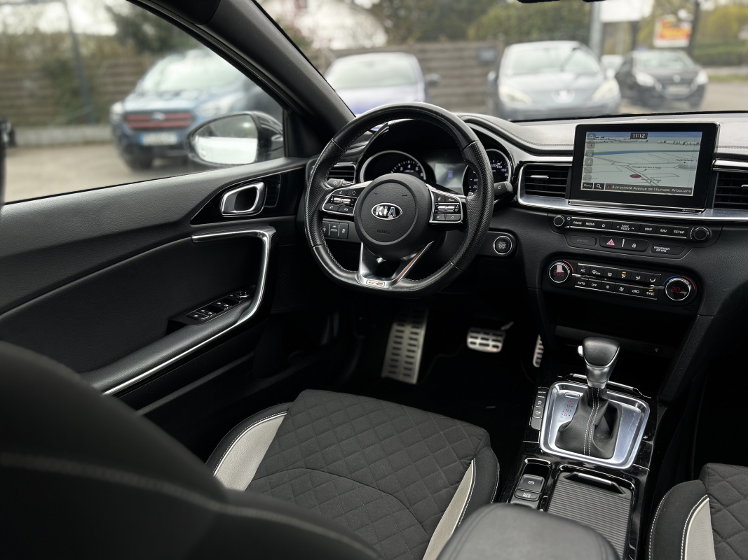 Kia Ceed — 24