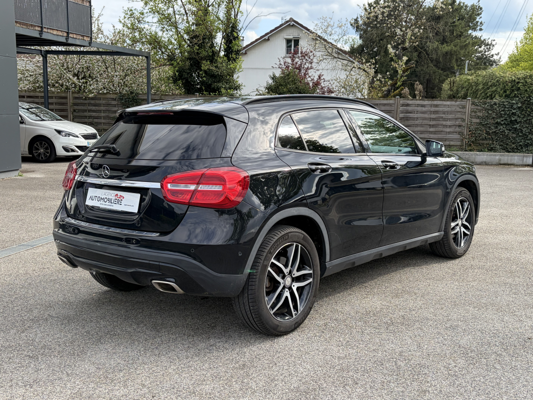 Mercedes GLA — 6