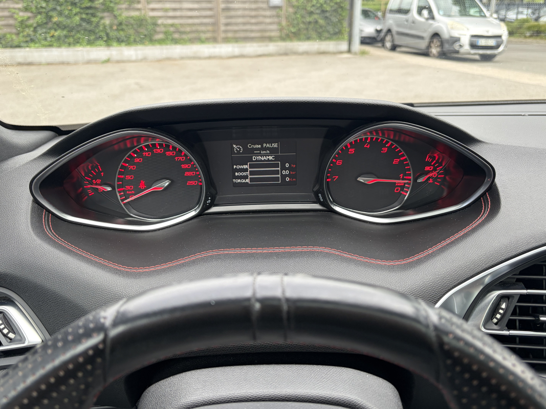 Peugeot 308 — 20