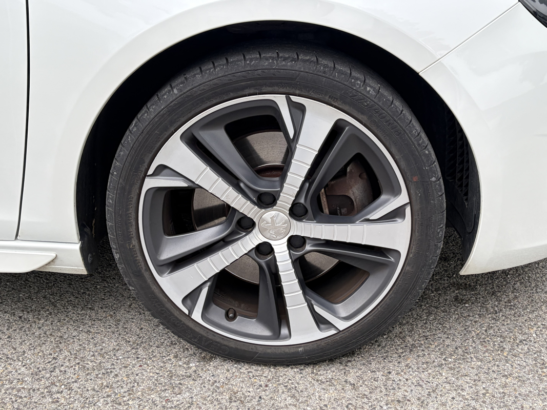Peugeot 308 — 30