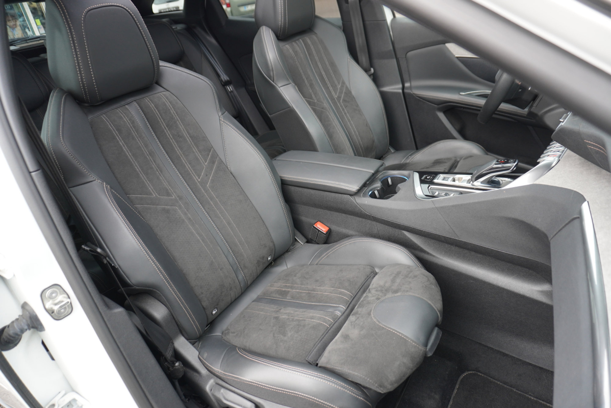 Peugeot 3008 — 13