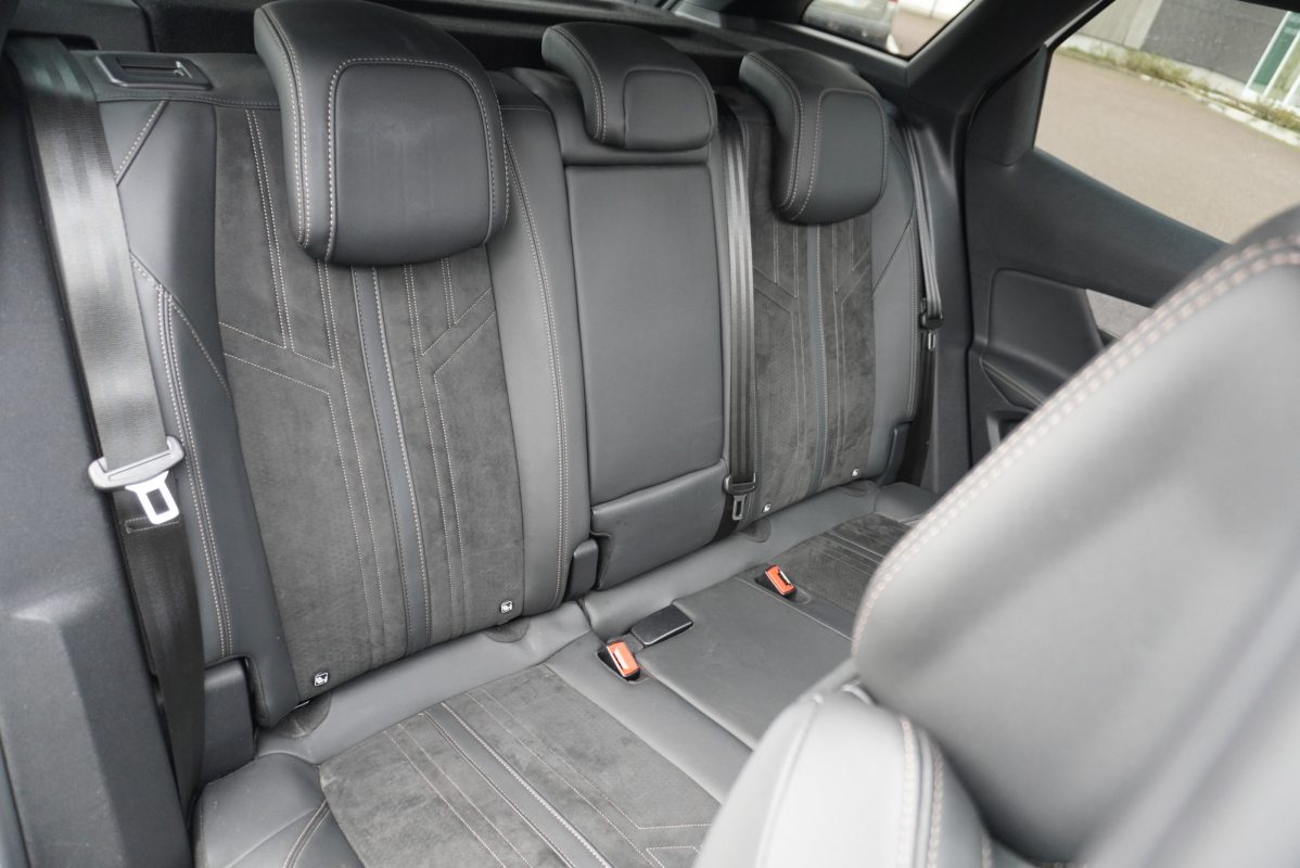 Peugeot 3008 — 14