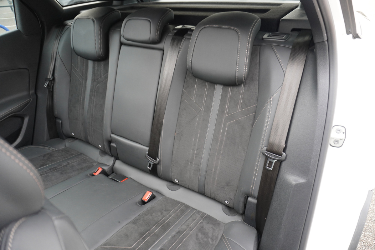 Peugeot 3008 — 15