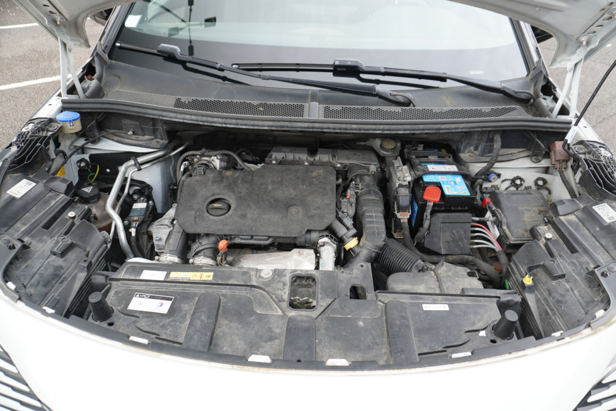 Peugeot 3008 — 40