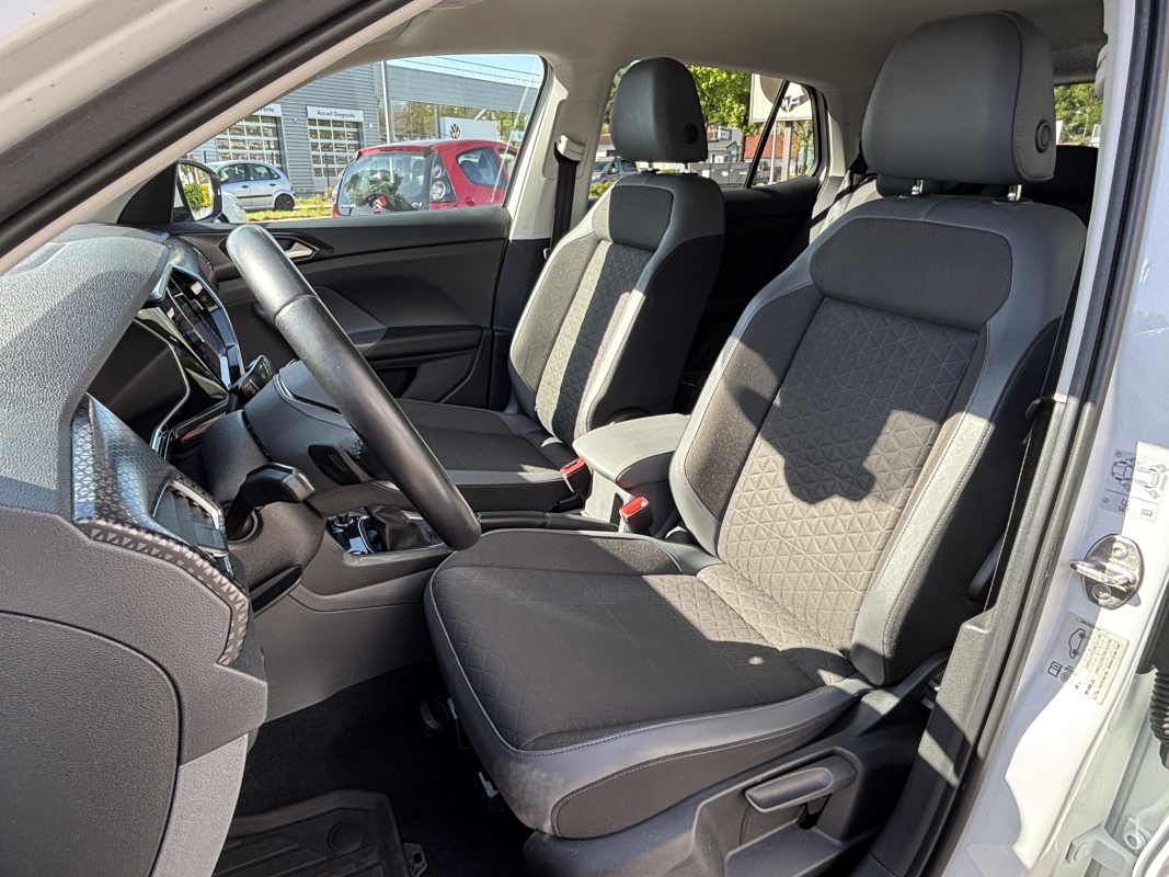 Volkswagen T-Cross — 12