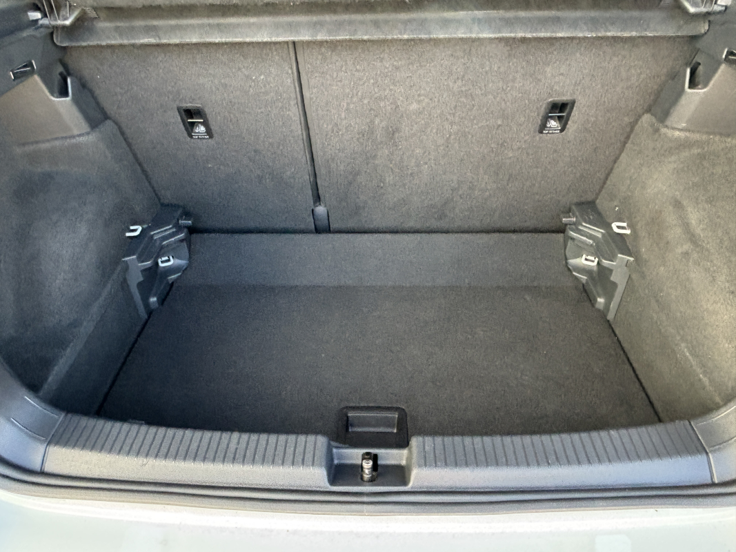 Volkswagen T-Cross — 17