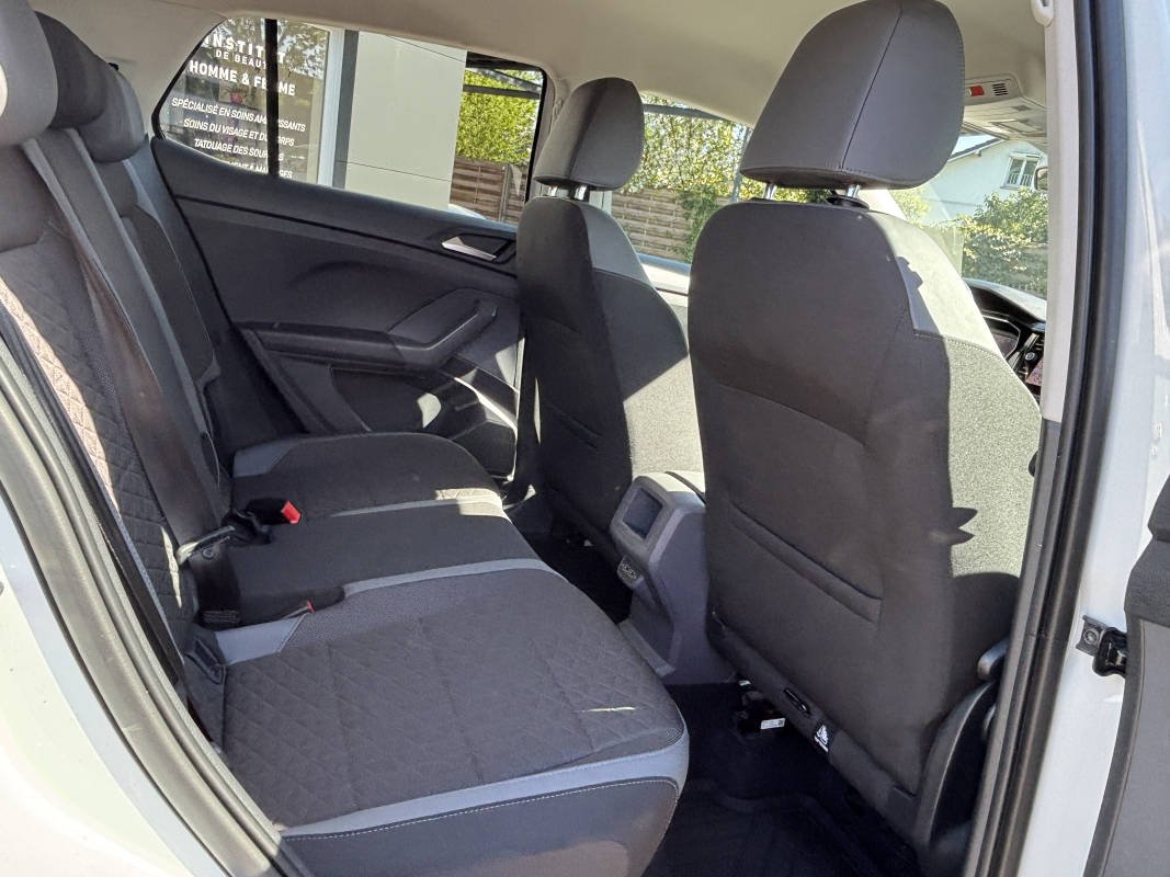 Volkswagen T-Cross — 16