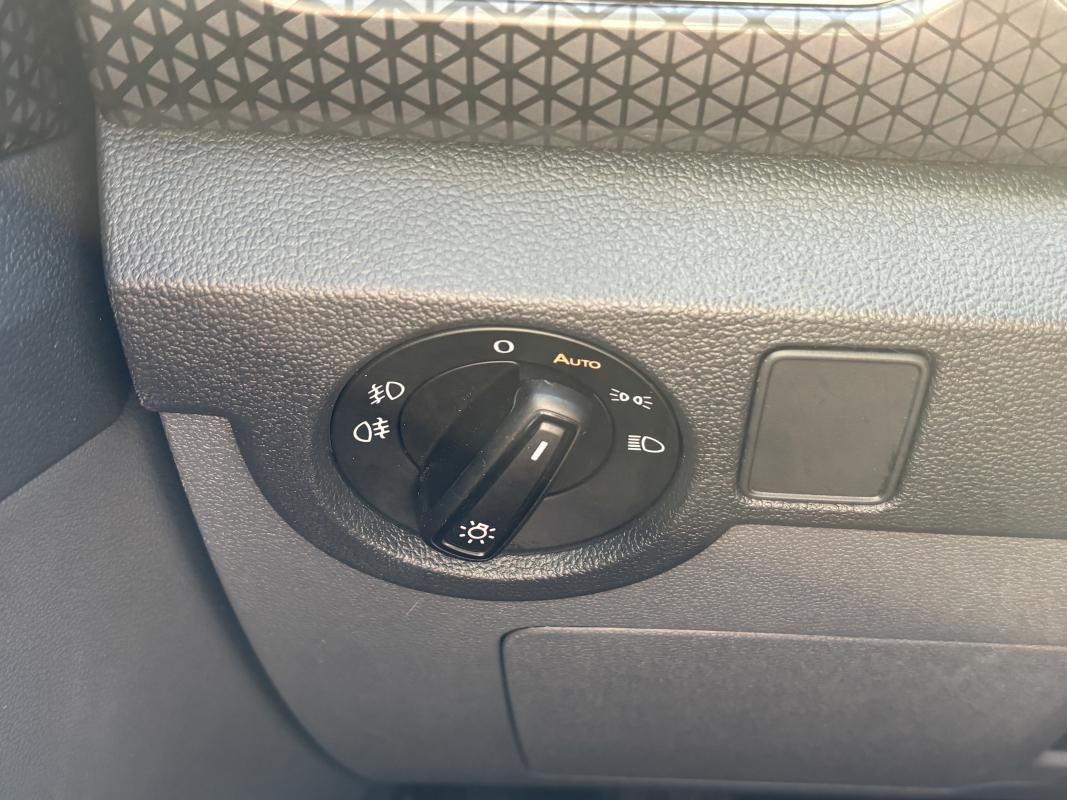 Volkswagen T-Cross — 23