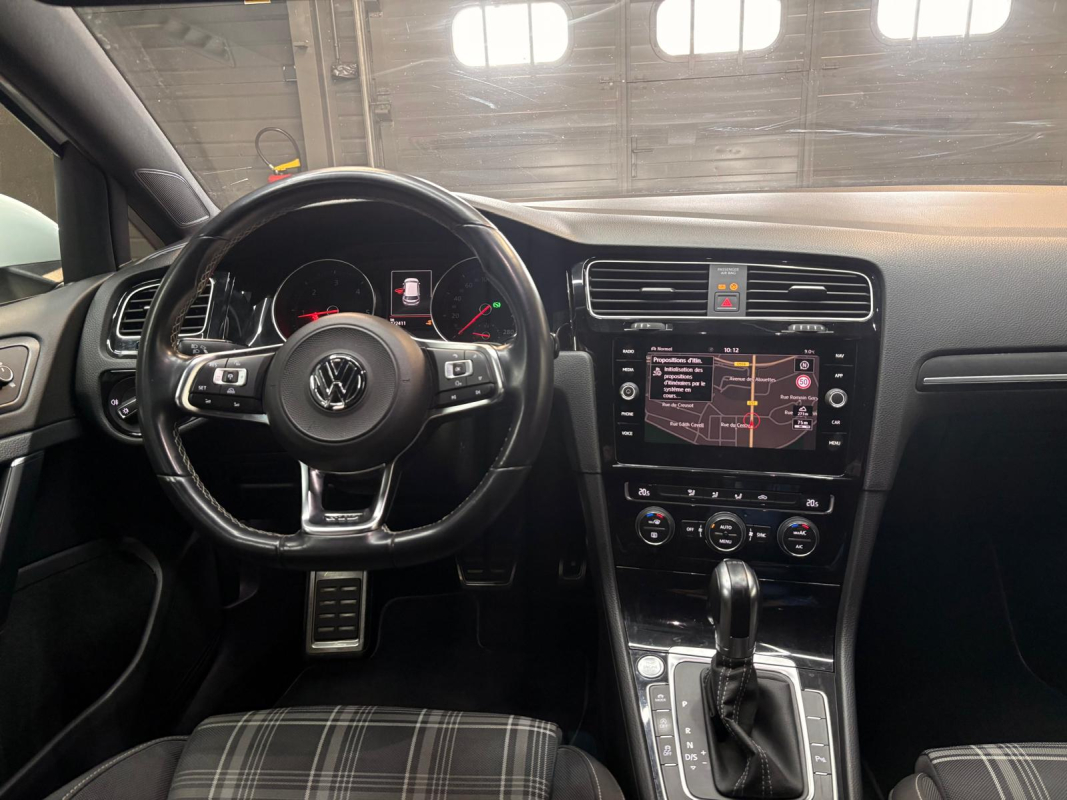 Volkswagen Golf — 13
