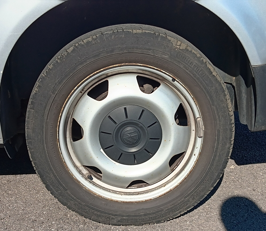 Volkswagen Transporter — 16