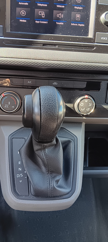 Volkswagen Transporter — 14