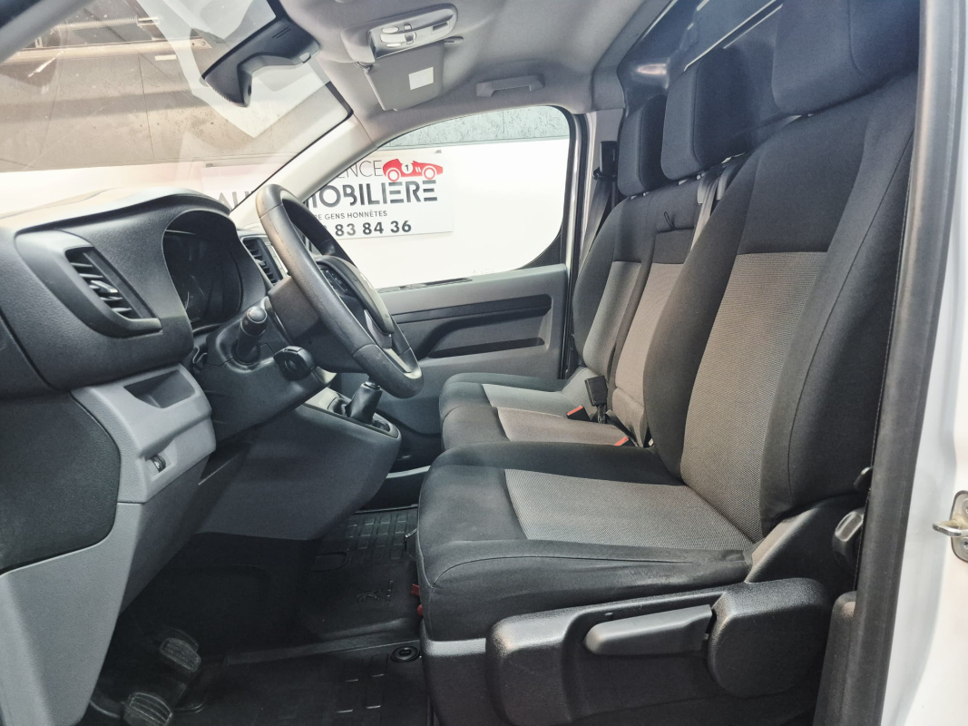 Peugeot Expert — 12