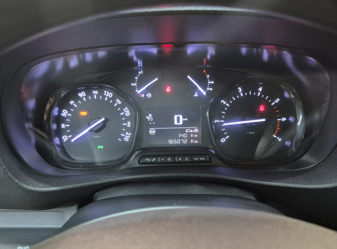 Peugeot Expert — 20