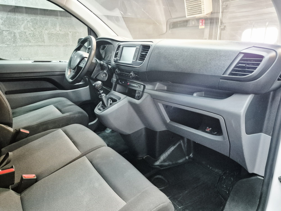 Peugeot Expert — 16