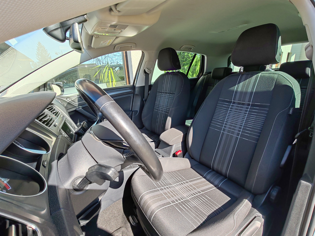 Volkswagen Golf — 13