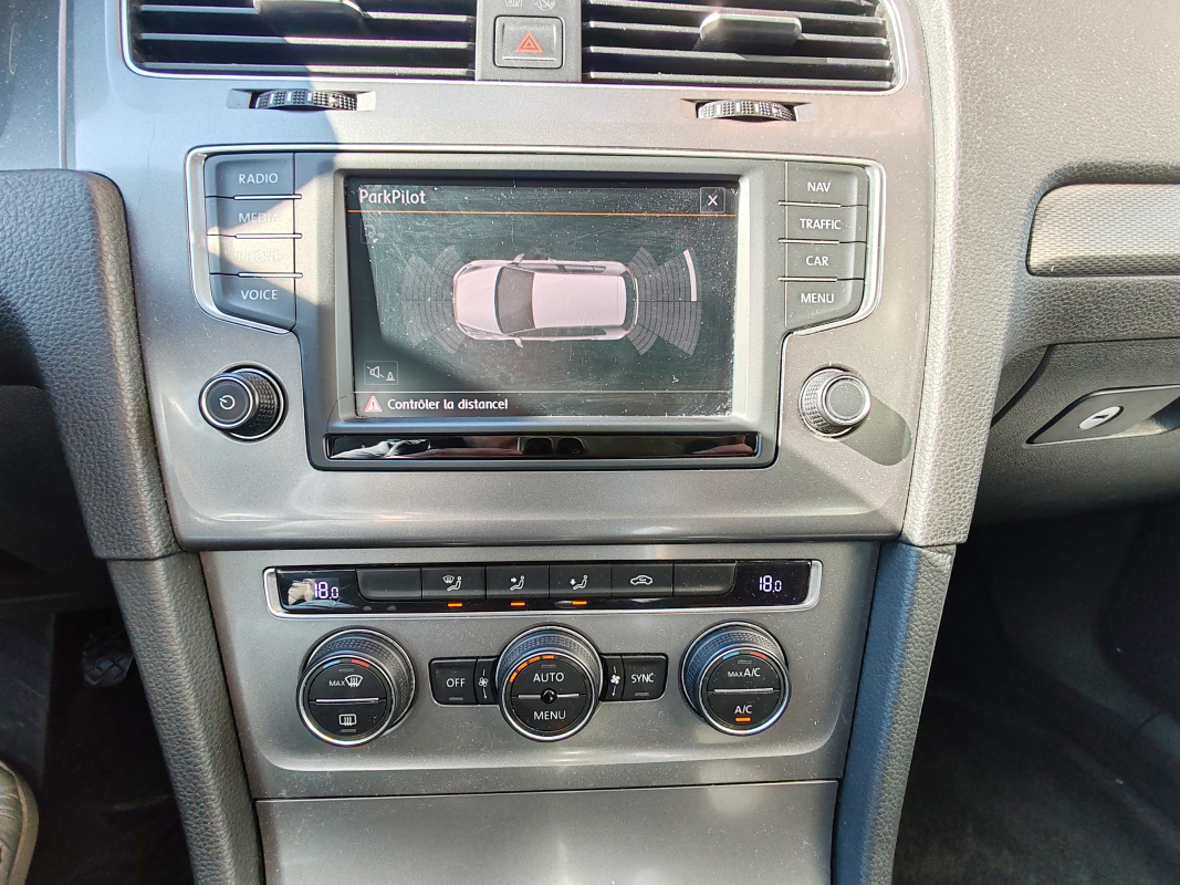 Volkswagen Golf — 27