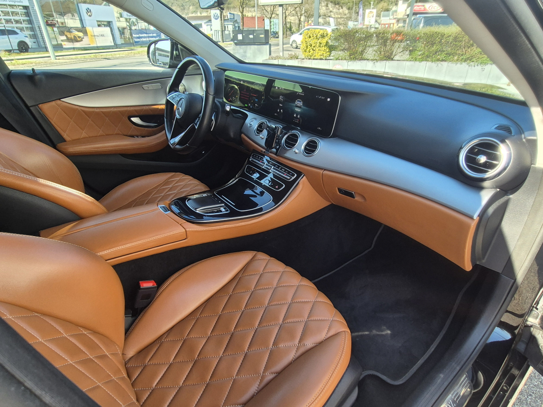 Mercedes Classe E — 16