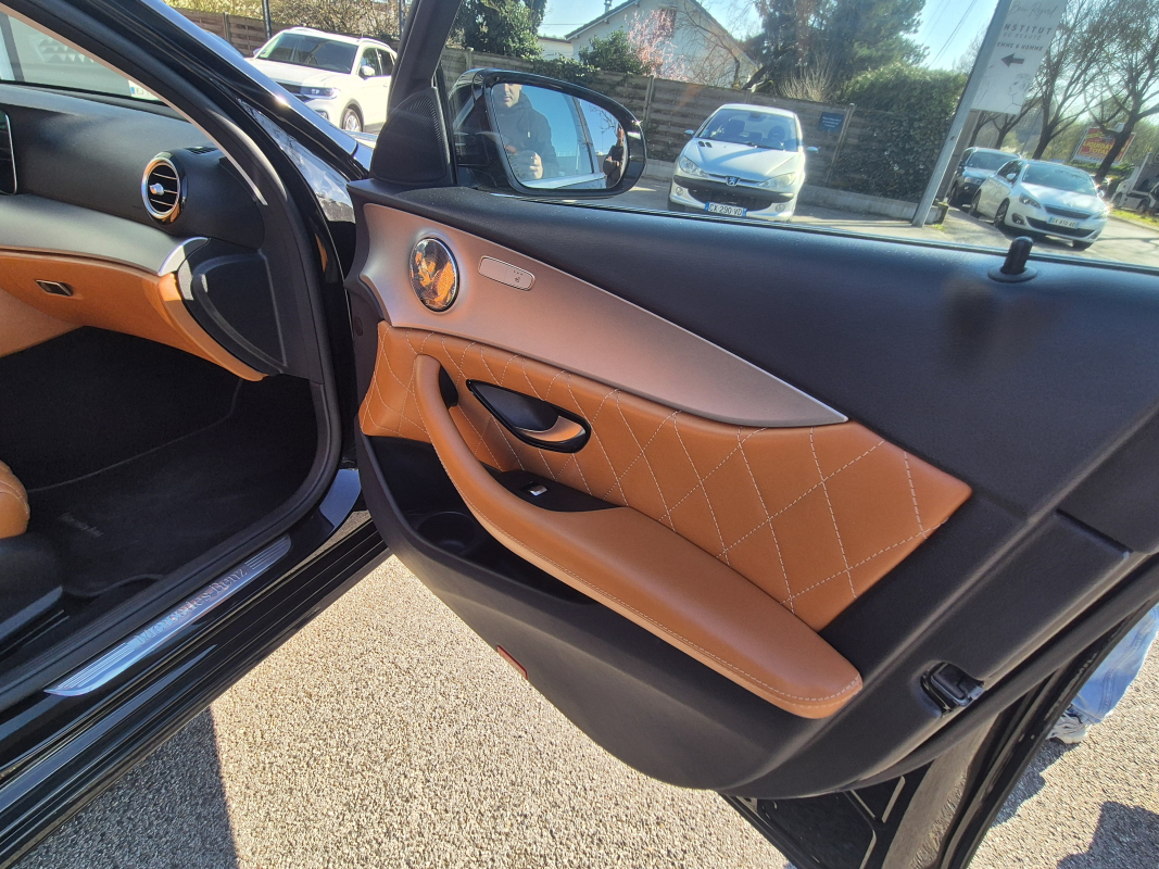 Mercedes Classe E — 22