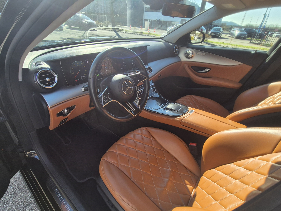 Mercedes Classe E — 23