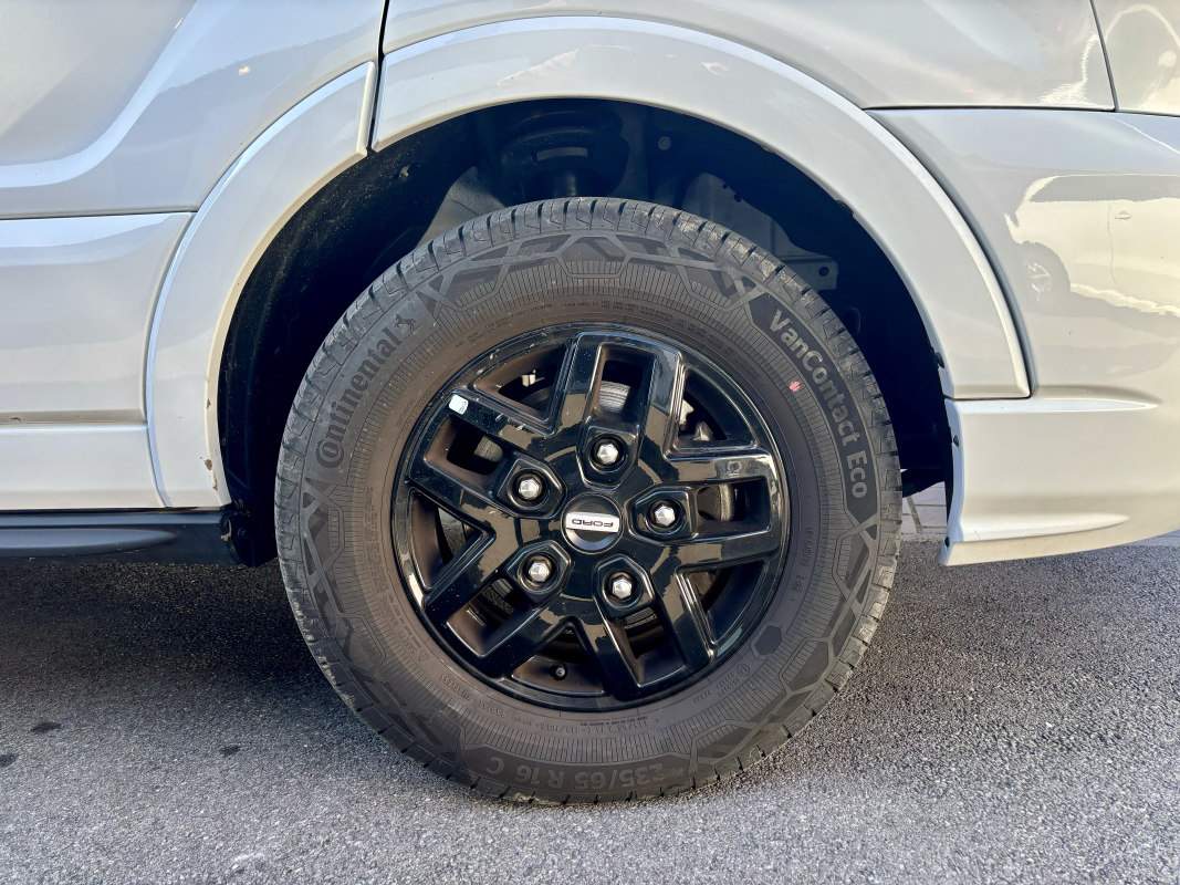 Ford Chausson Titanium 640 — 39