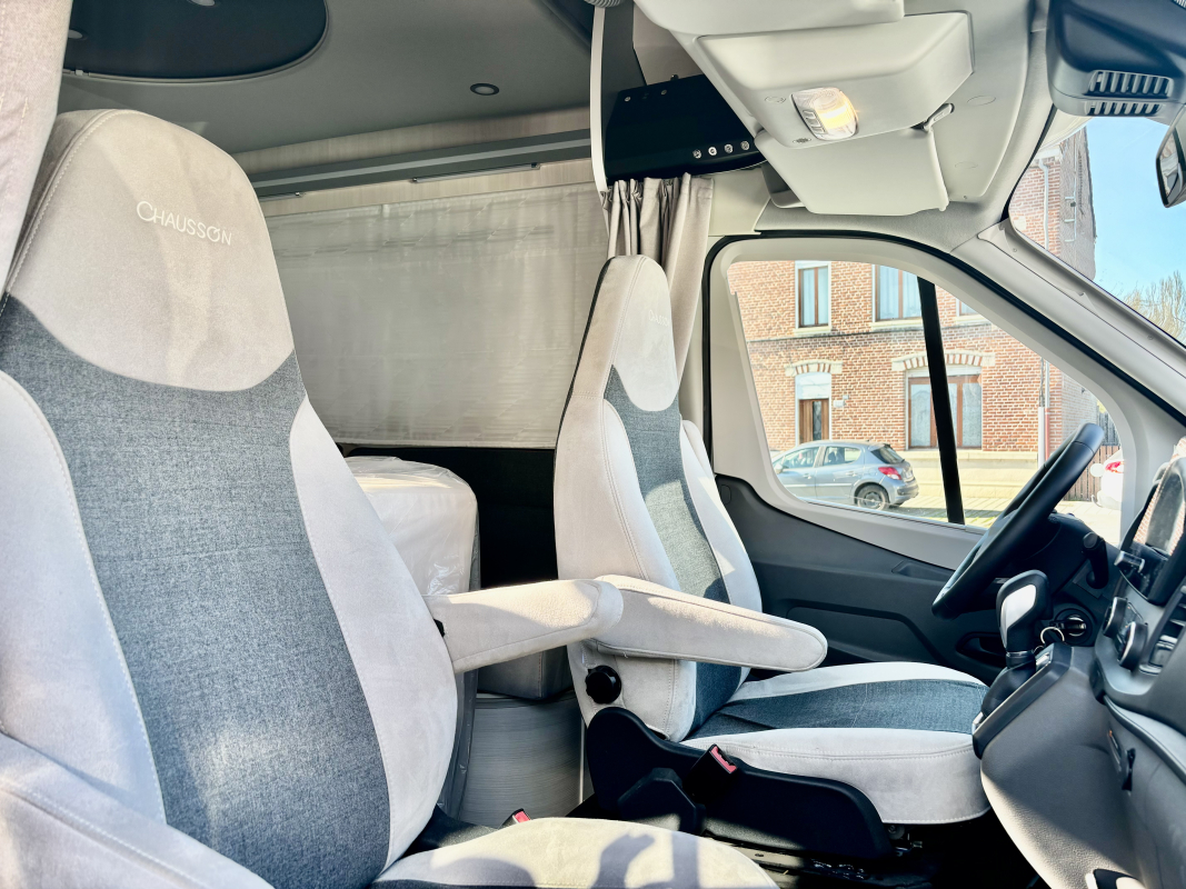 Ford Chausson Titanium 640 — 19
