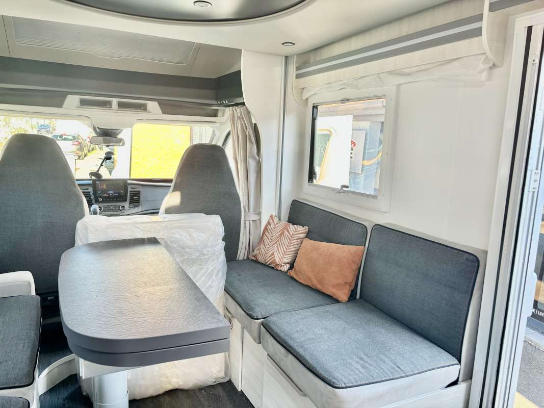 Ford Chausson Titanium 640 — 11