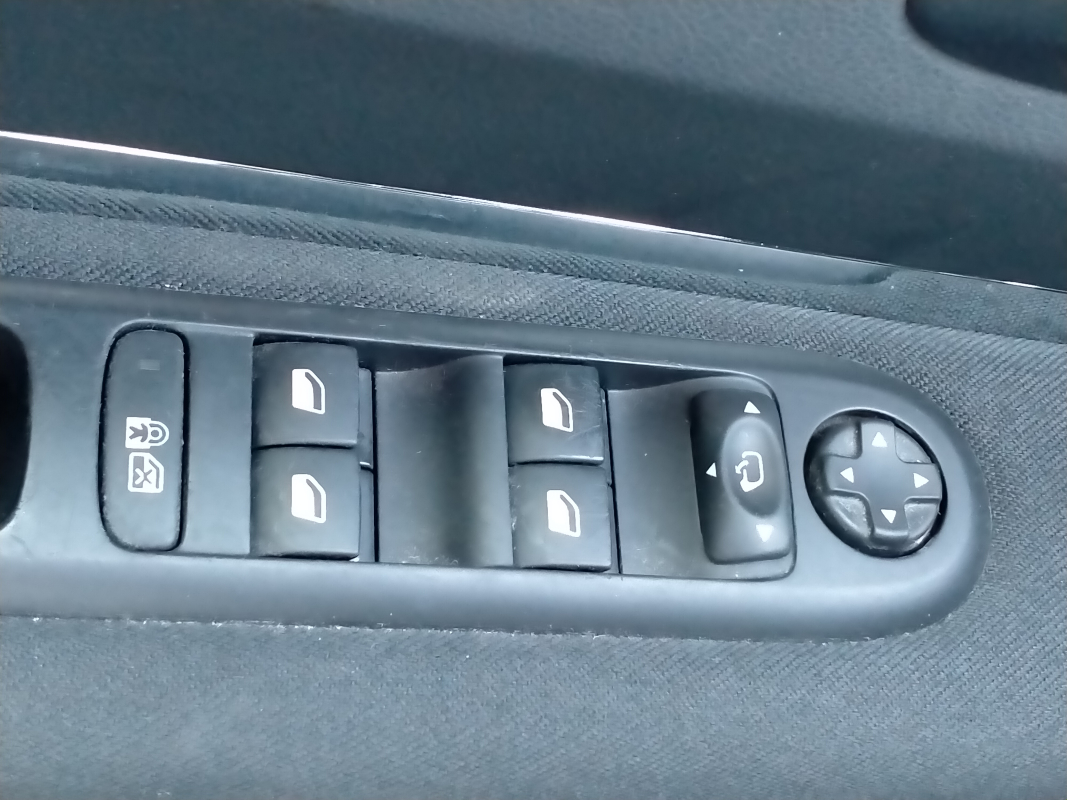 Peugeot 3008 — 34