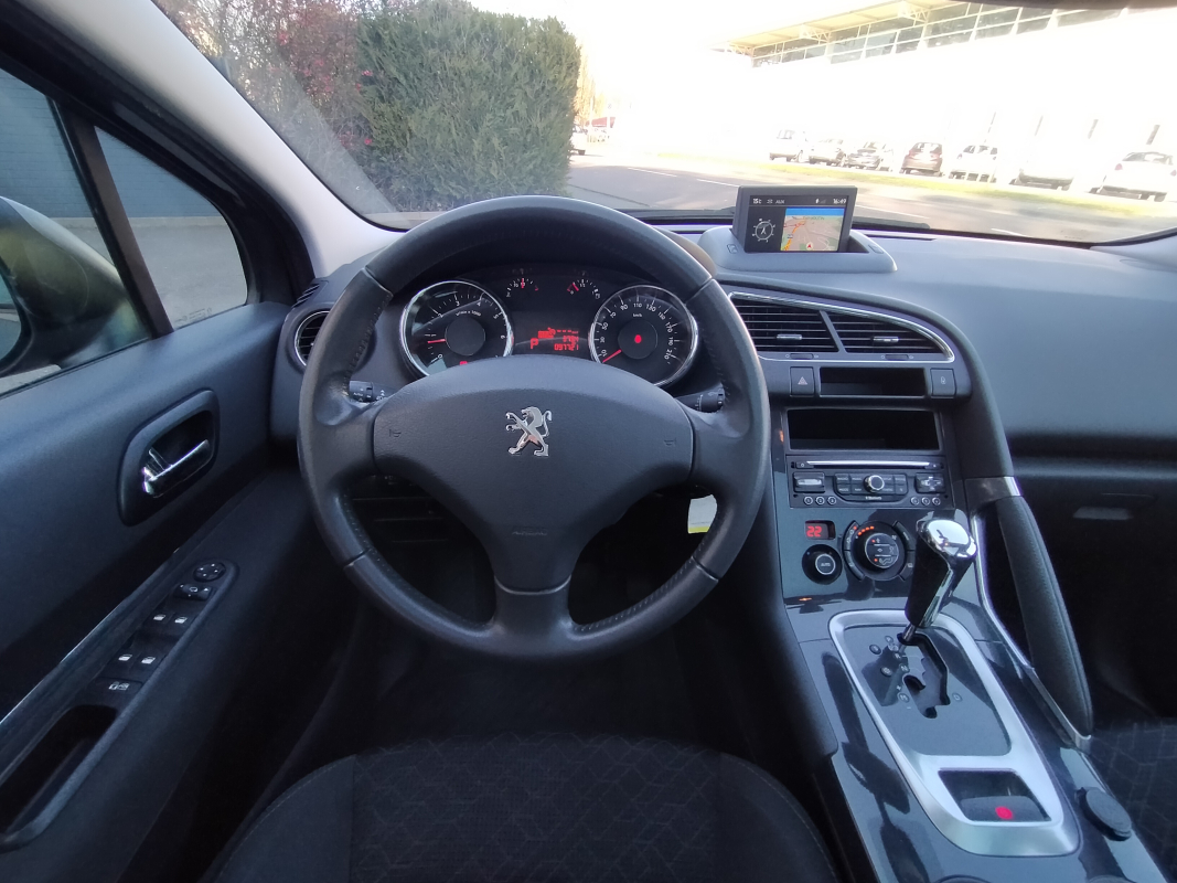 Peugeot 3008 — 19