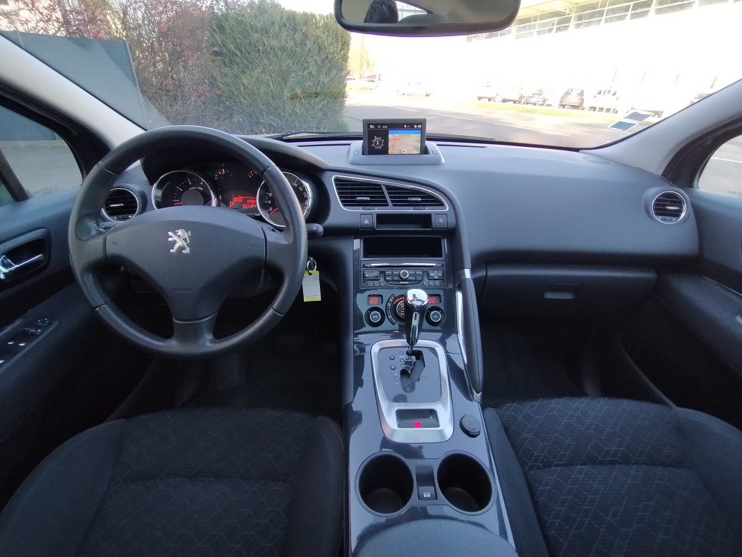 Peugeot 3008 — 18