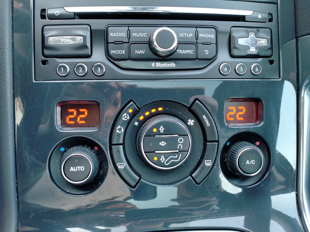 Peugeot 3008 — 23