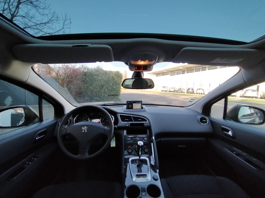 Peugeot 3008 — 17