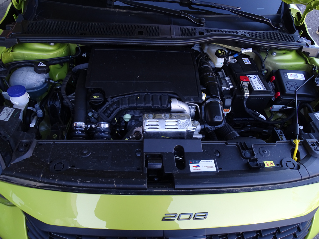 Peugeot 208 — 35