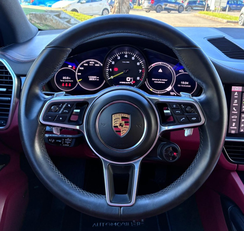 Porsche Cayenne — 10